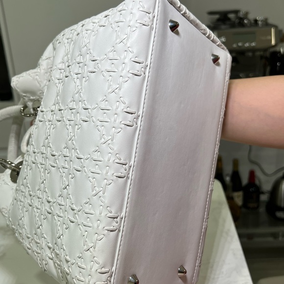 Authentic Dior medium soft tote - Picture 8 of 10